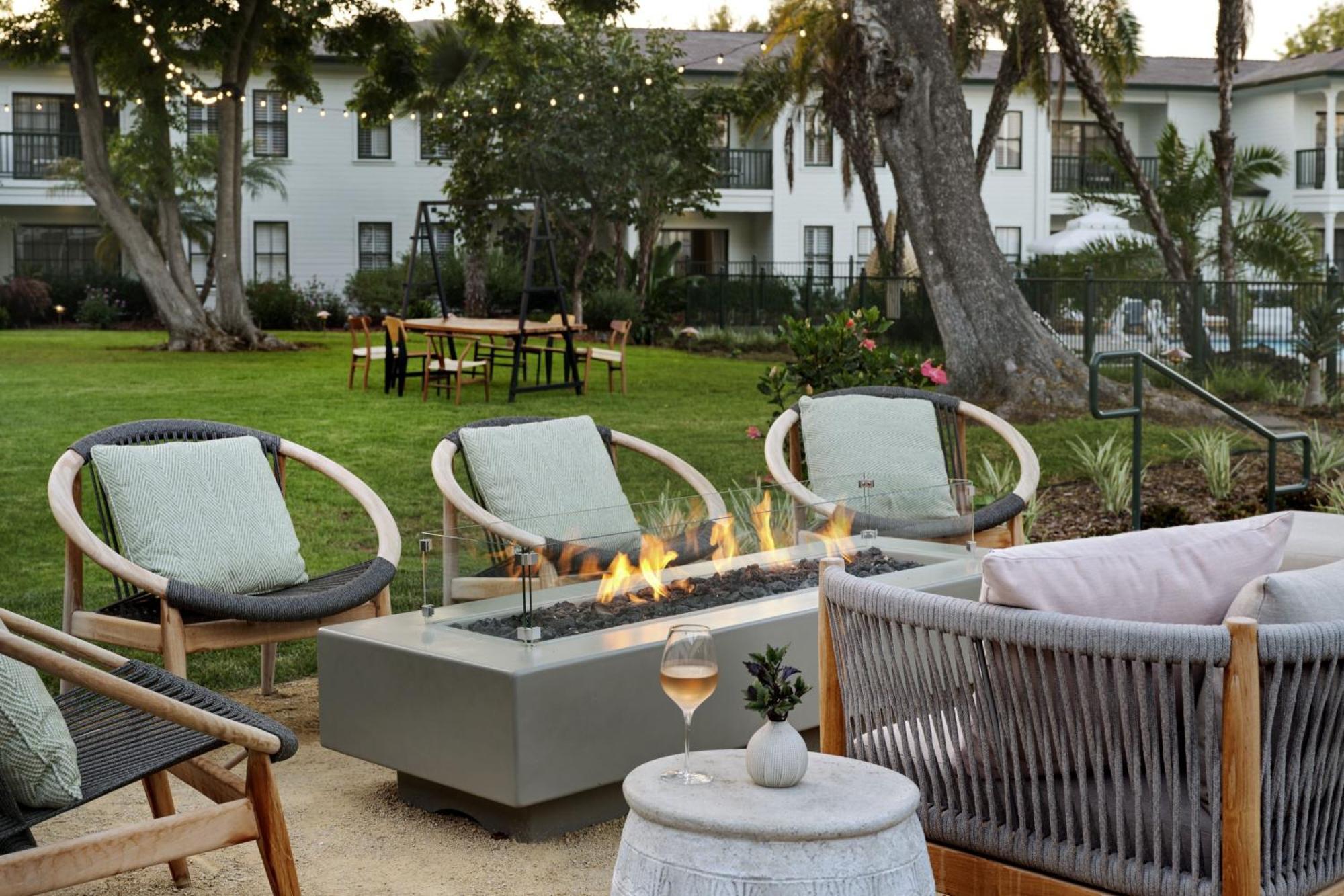 The Steward, Santa Barbara, A Tribute Portfolio Hotel Exterior photo